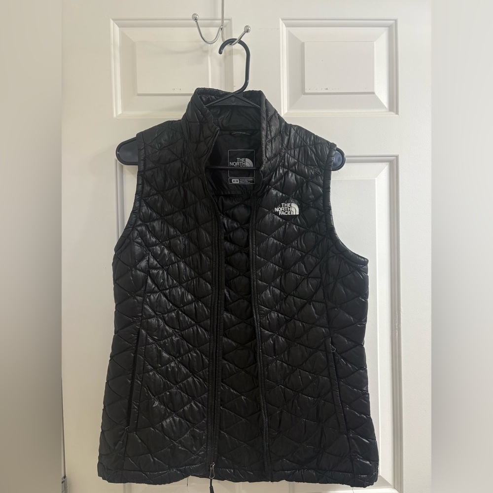 The North Face Women's Black Quilted Vest